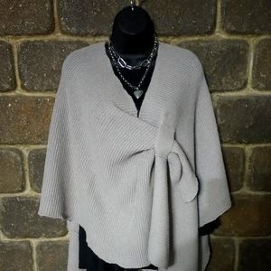 Gray Wrap